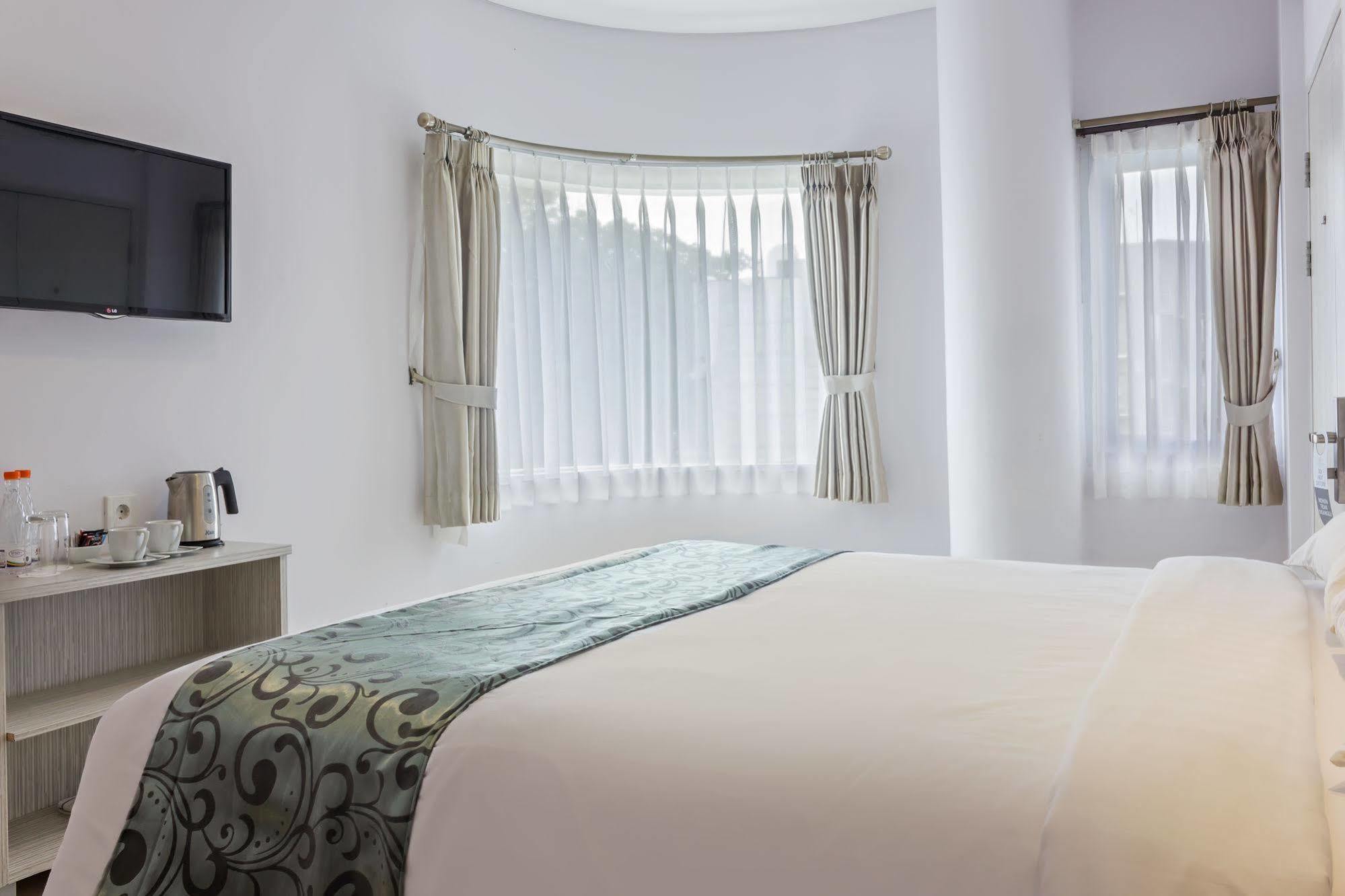 Kembang Hotel Cihampelas 반둥 외부 사진